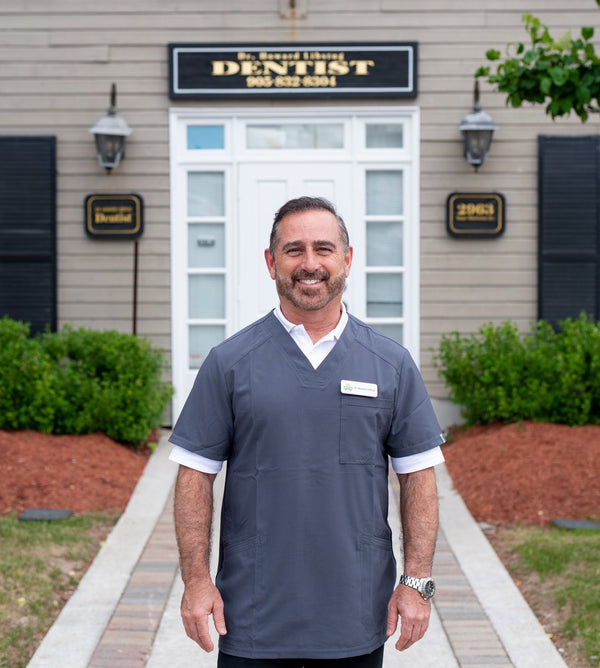 Dr. David Maple